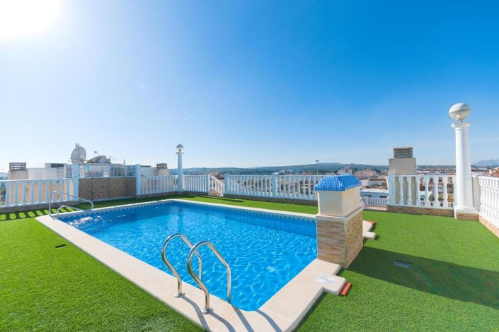 Image No.20-2 Bed Apartment for sale