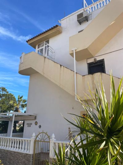 Image No.2-Appartement de 2 chambres à vendre à Orihuela Costa