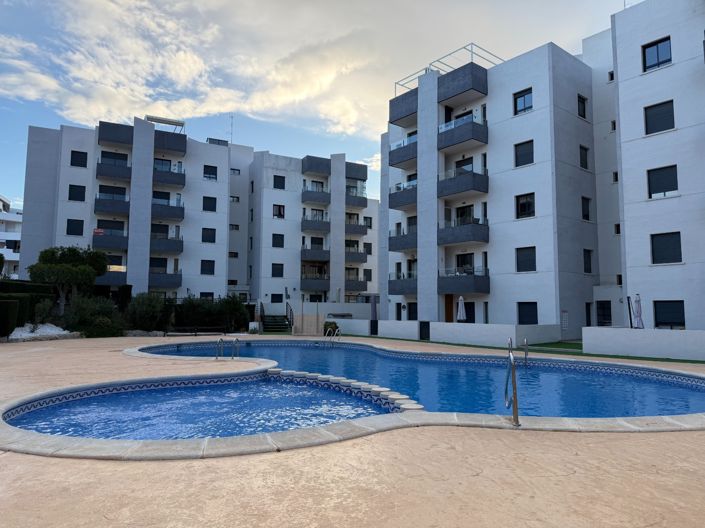 Image No.13-2 Bed Apartment for sale