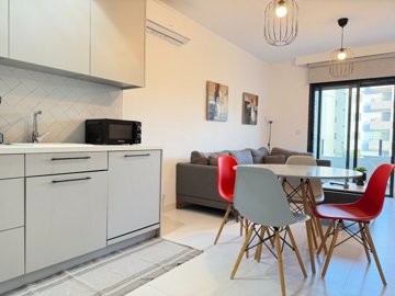 o1jgkdl8ootr21edm62cfra1ts320