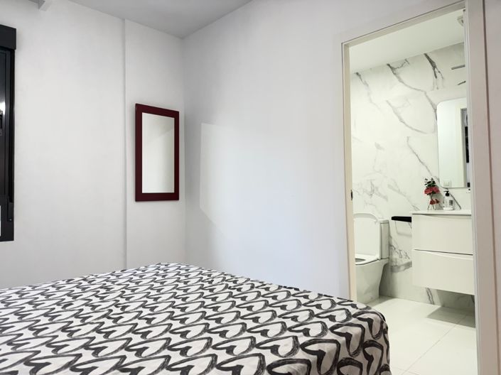 Image No.9-2 Bed Apartment for sale