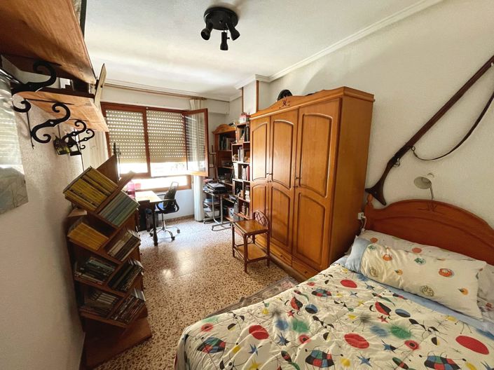 Image No.12-3 Bed Apartment for sale