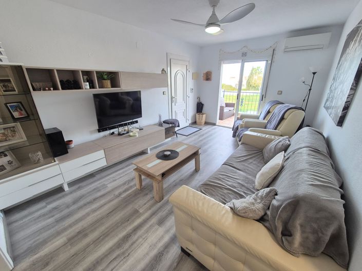 Image No.28-3 Bed Apartment for sale