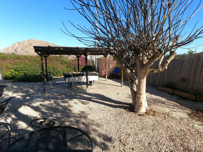 Image No.17-3 Bed Country House for sale