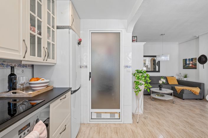 Image No.17-2 Bed Apartment for sale