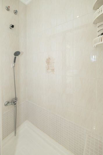 Image No.15-2 Bed Apartment for sale