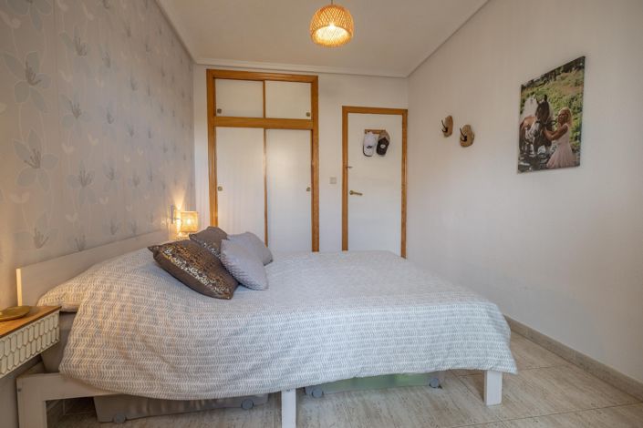 Image No.21-2 Bed Apartment for sale