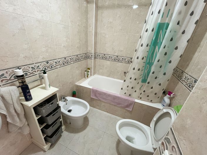 Image No.13-2 Bed Apartment for sale