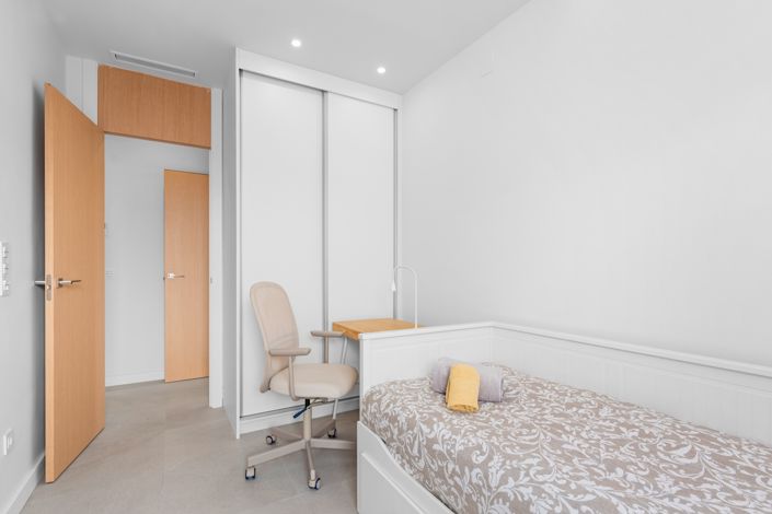 Image No.15-3 Bed Semi-Detached for sale