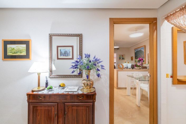 Image No.13-2 Bed Apartment for sale