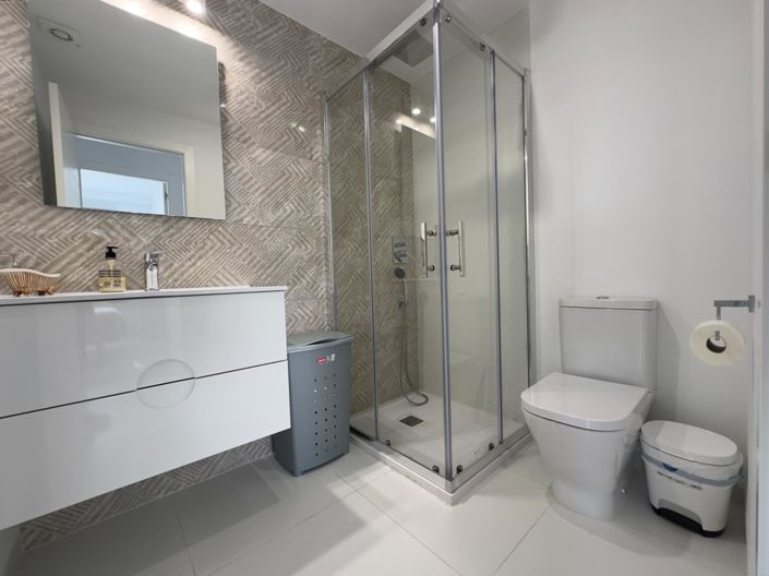 Image No.15-2 Bed Apartment for sale