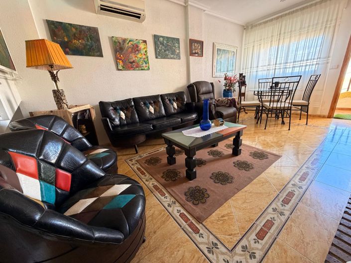 Image No.10-3 Bed Townhouse for sale