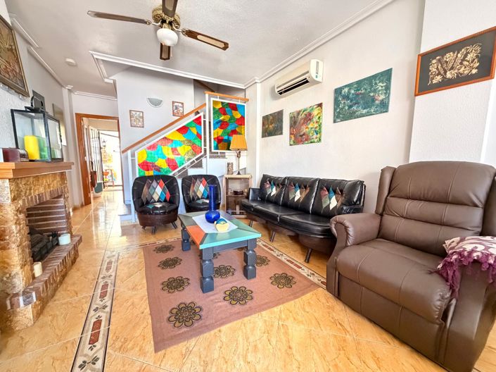 Image No.12-3 Bed Townhouse for sale