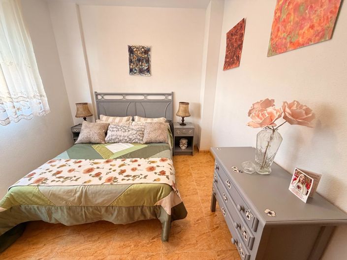 Image No.21-3 Bed Townhouse for sale