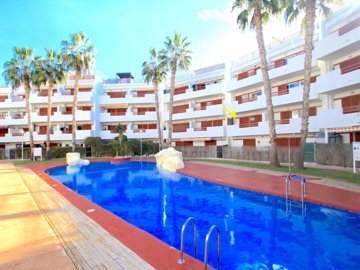 apartment-in-playa-flamenca-1-large