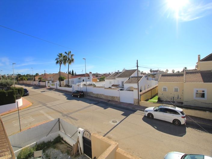 Image No.34-2 Bed Townhouse for sale