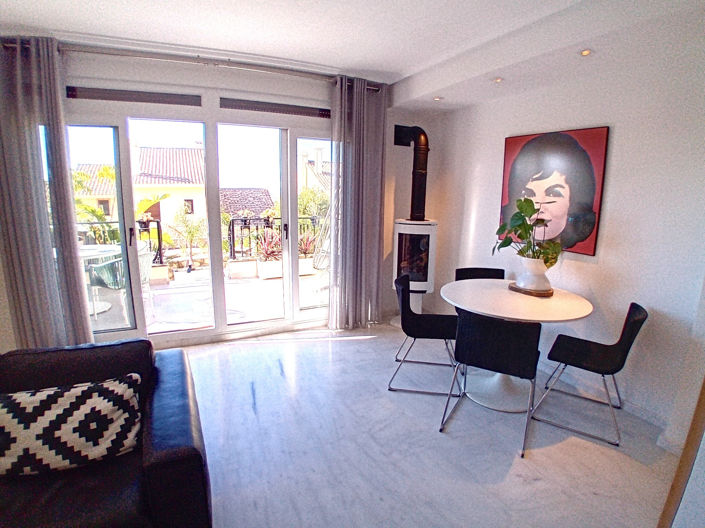 Image No.4-2 Bed Townhouse for sale