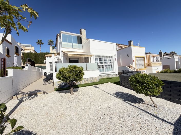 Image No.40-3 Bed Villa for sale