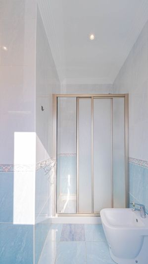 Image No.27-2 Bed Semi-Detached for sale