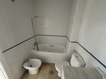 16853-for-sale-in-villamartin-25865134-large