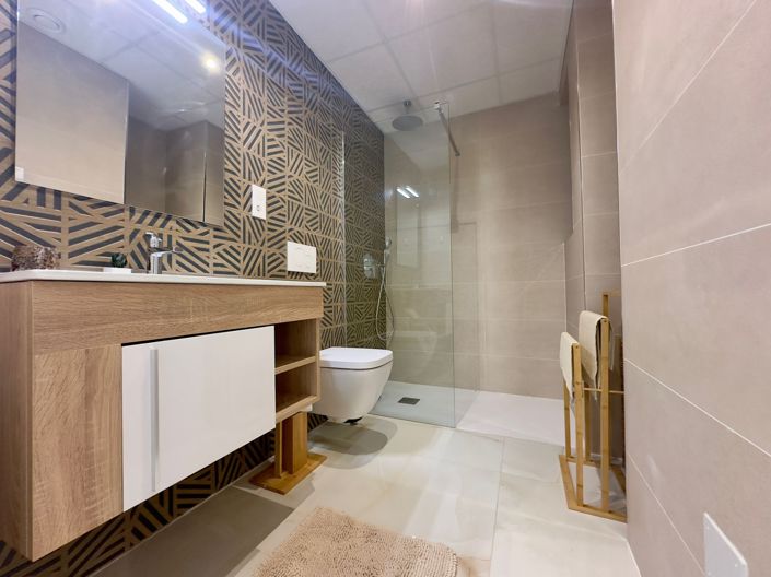 Image No.29-3 Bed Apartment for sale