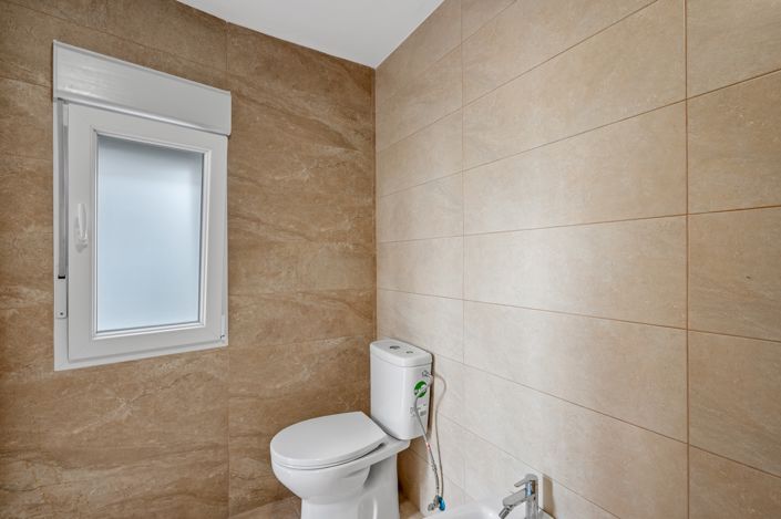 Image No.31-5 Bed Villa for sale