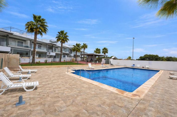 Image No.19-2 Bed Apartment for sale