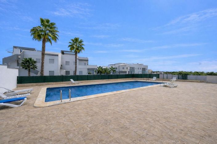 Image No.21-2 Bed Apartment for sale