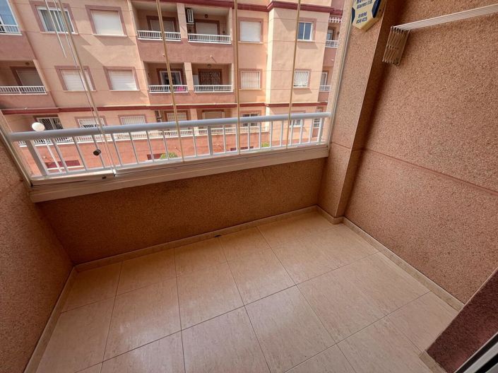 Image No.22-2 Bed Apartment for sale