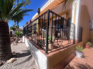 24700-bungalow-for-sale-in-vistabella-golf-en
