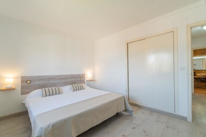 Image No.4-2 Bed Apartment for sale