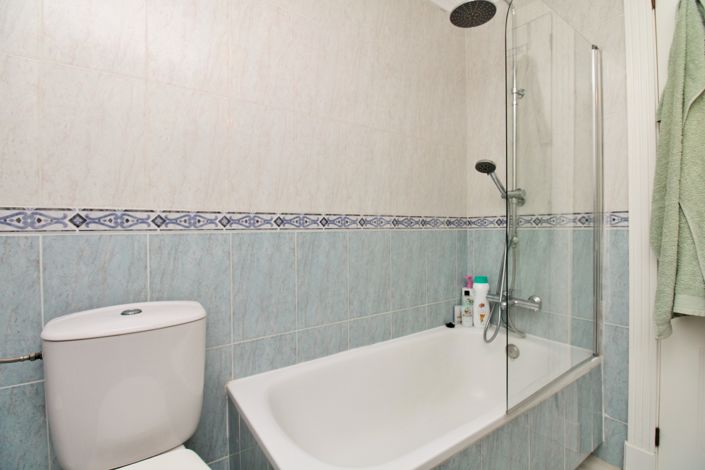 Image No.17-1 Bed Bungalow for sale