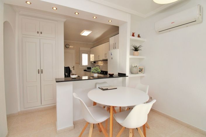 Image No.9-2 Bed Bungalow for sale