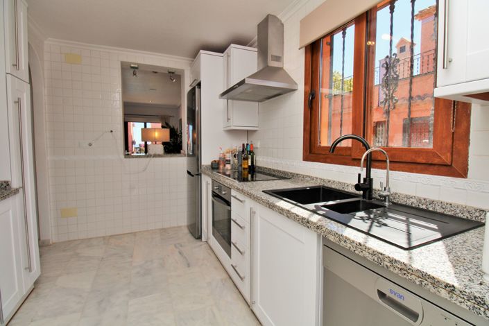 Image No.14-3 Bed Villa for sale