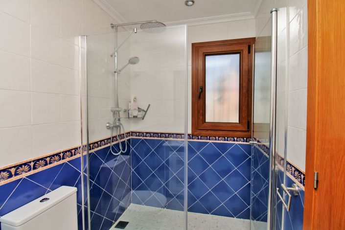 Image No.24-3 Bed Villa for sale