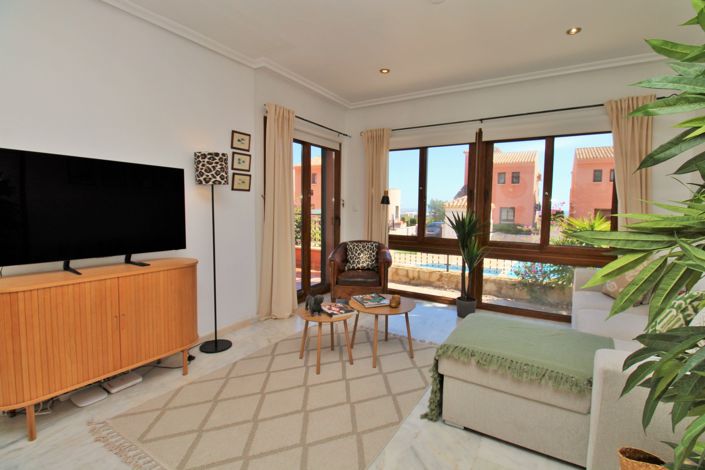 Image No.8-3 Bed Villa for sale