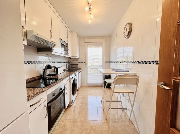 Image No.11-3 Bed Townhouse for sale