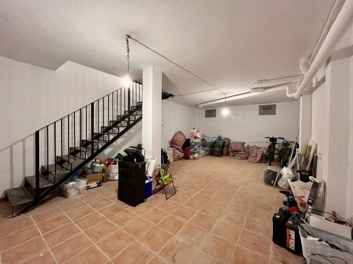 Image No.20-3 Bed Townhouse for sale