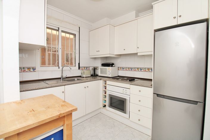 Image No.8-3 Bed Townhouse for sale