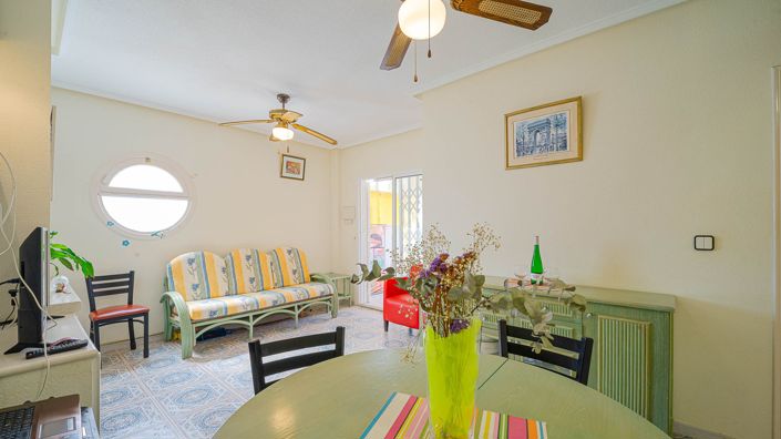 Image No.17-2 Bed Apartment for sale