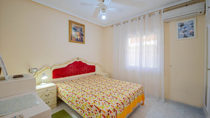 Image No.24-2 Bed Apartment for sale