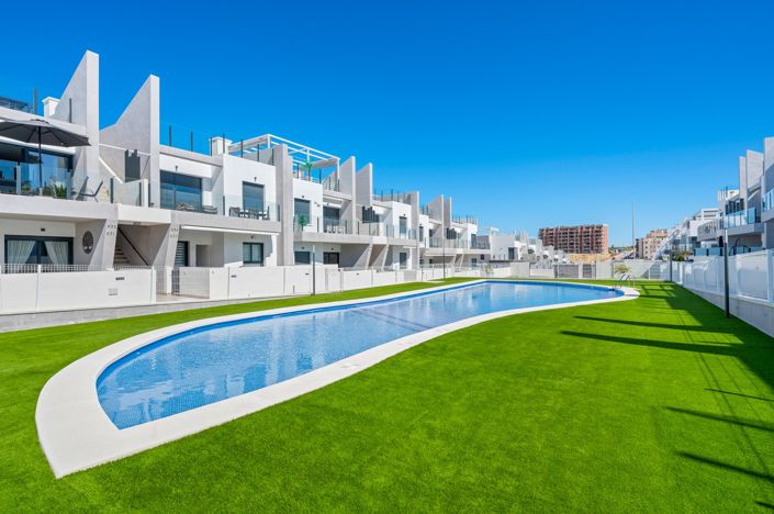 Image No.27-2 Bed Apartment for sale