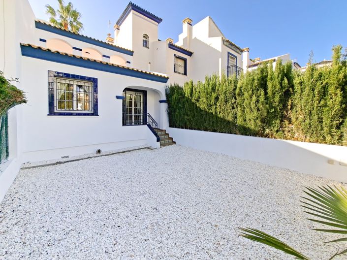 Image No.13-2 Bed Townhouse for sale