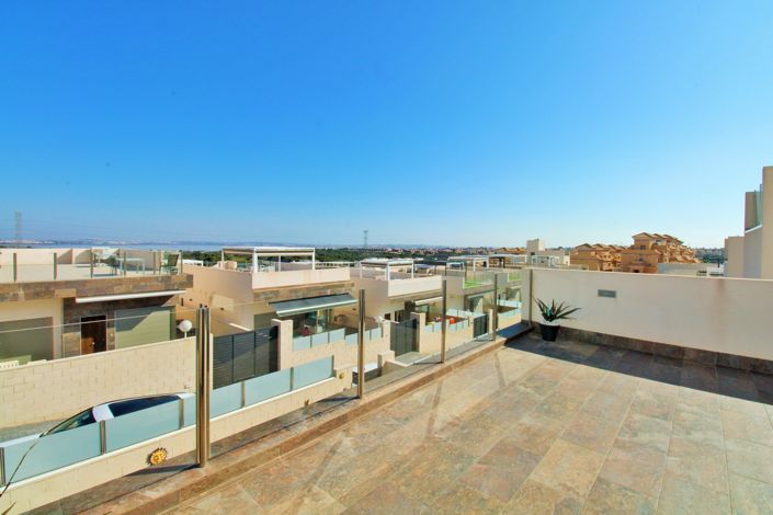 Image No.20-3 Bed Villa for sale