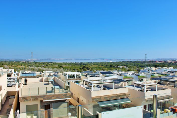 Image No.27-3 Bed Villa for sale