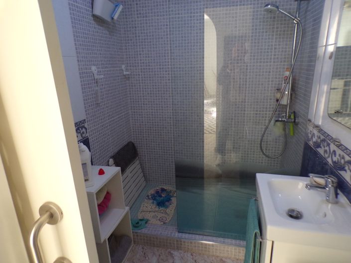 Image No.19-2 Bed Apartment for sale