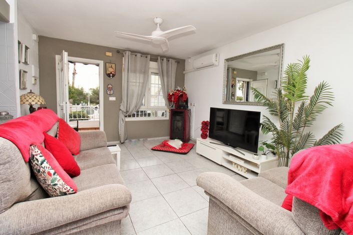 Image No.9-4 Bed Townhouse for sale