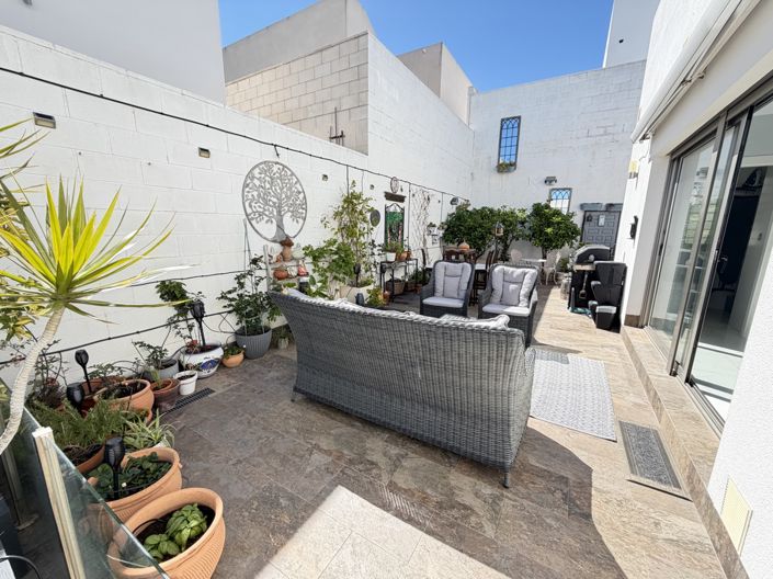 Image No.23-3 Bed Villa for sale