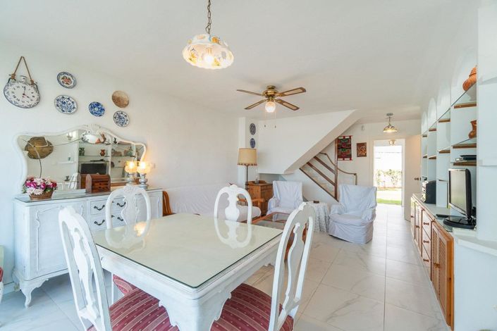 Image No.20-2 Bed Townhouse for sale