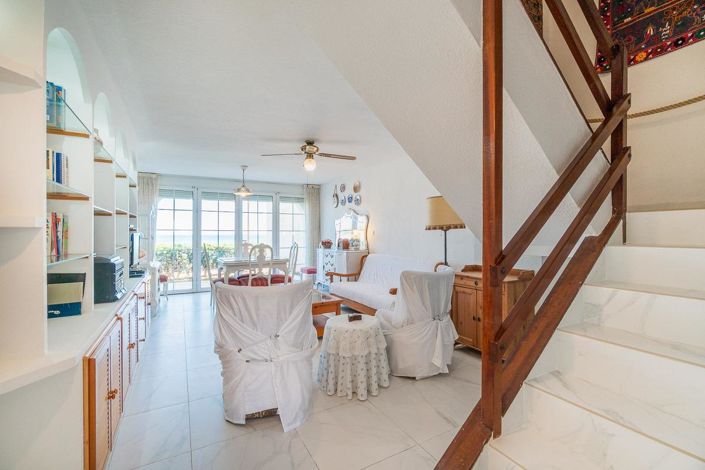 Image No.22-2 Bed Townhouse for sale